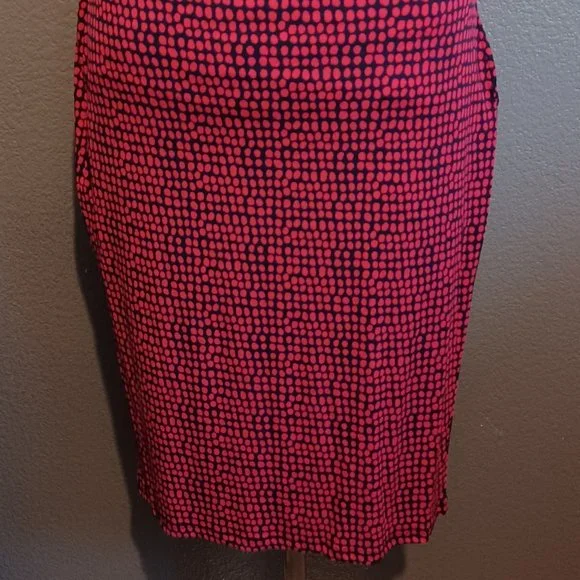 SIMPLY STYLED - Picture 2 of 2